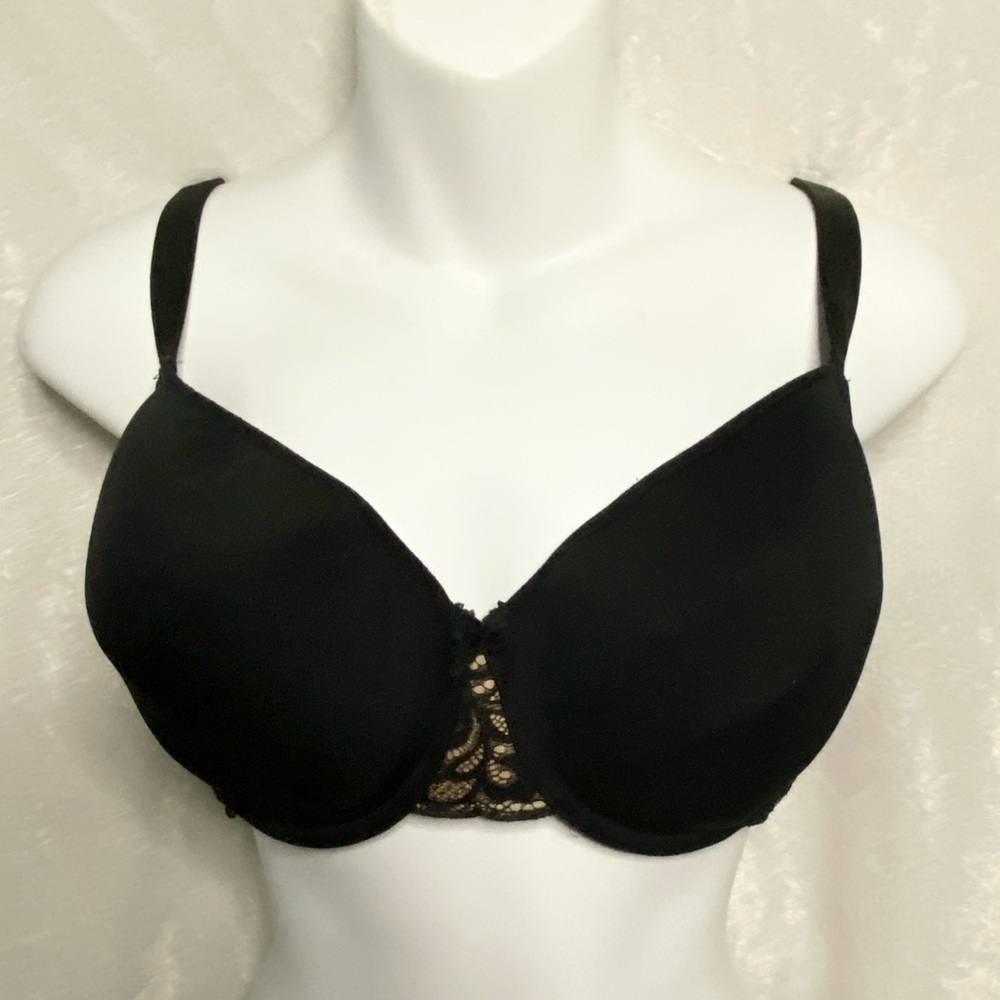 36G Black t-shirt bra by Wacoal